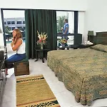 Sea Shall Hotel